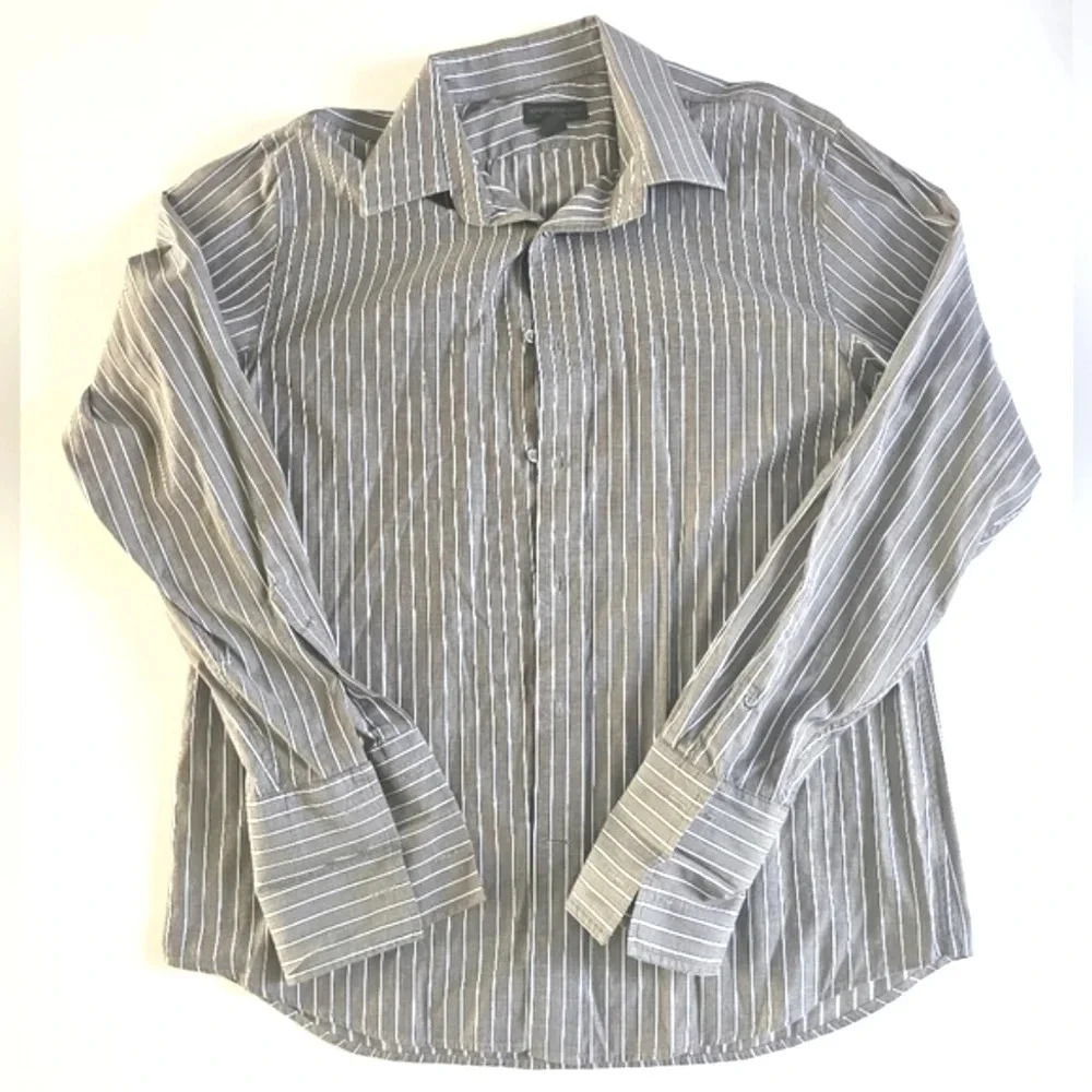 EXPRESS Design Studio Premium Italian Fabric Button Down Shirt